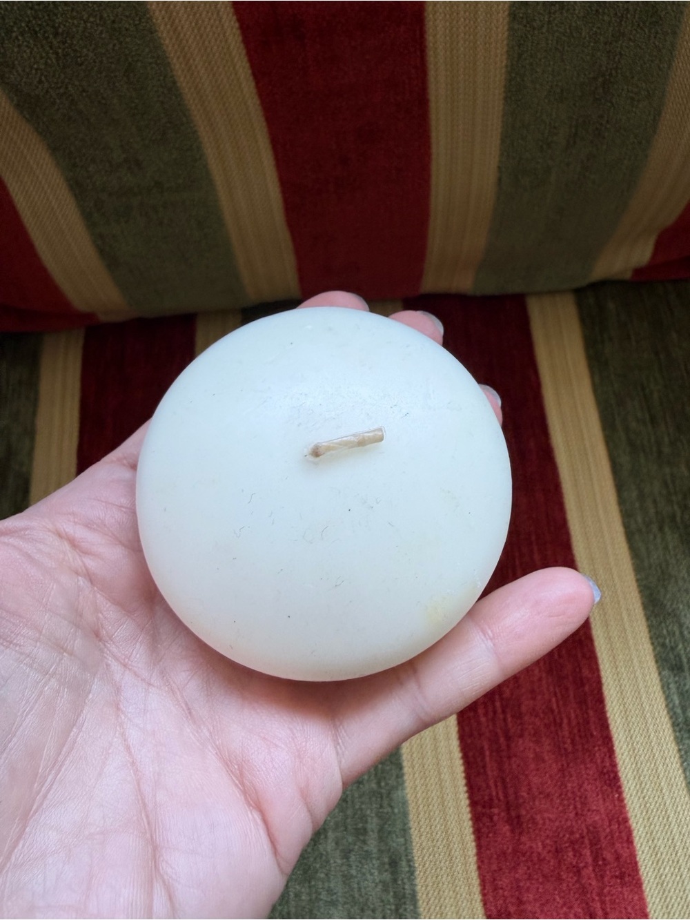 🗽Round White Candle